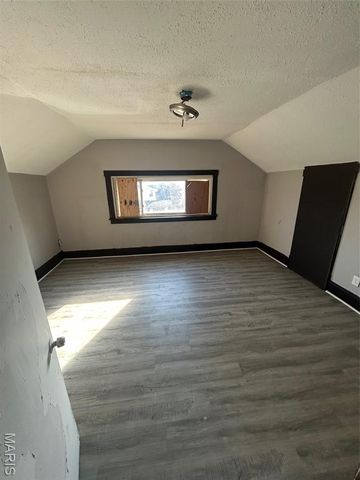 3727 Salome Avenue, Pine Lawn, MO 63121