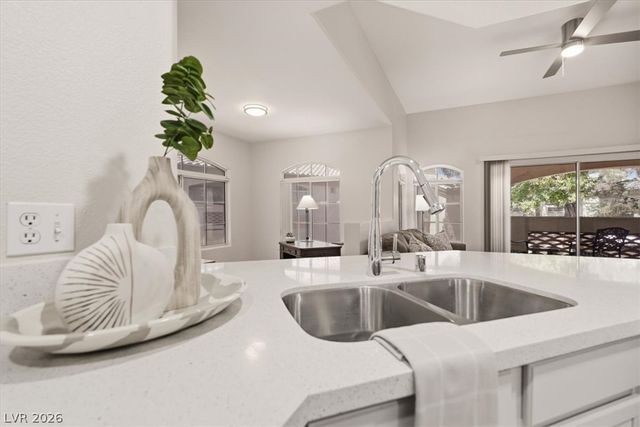 7400 West Flamingo Road 2058, Las Vegas, NV 89147