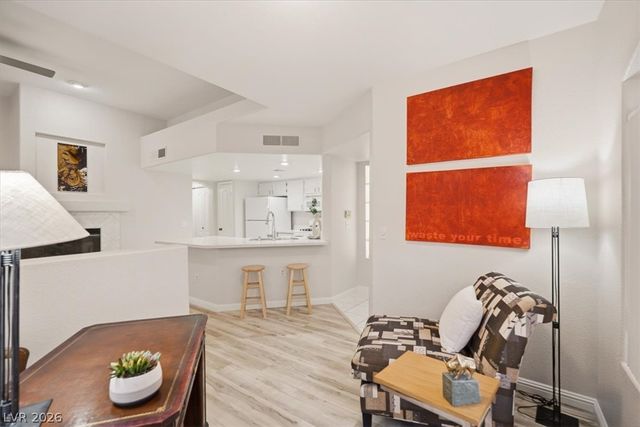 7400 West Flamingo Road 2058, Las Vegas, NV 89147