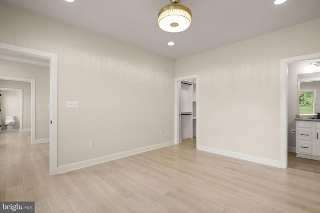 17534 WANDERING RUDY LN, Leesburg, VA 20175