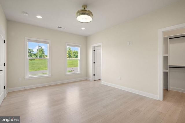 17534 WANDERING RUDY LN, Leesburg, VA 20175
