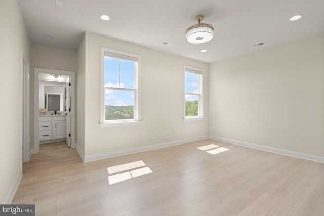 17534 WANDERING RUDY LN, Leesburg, VA 20175