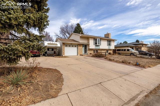 4627 Sprucewood Drive, Colorado Springs, CO 80918