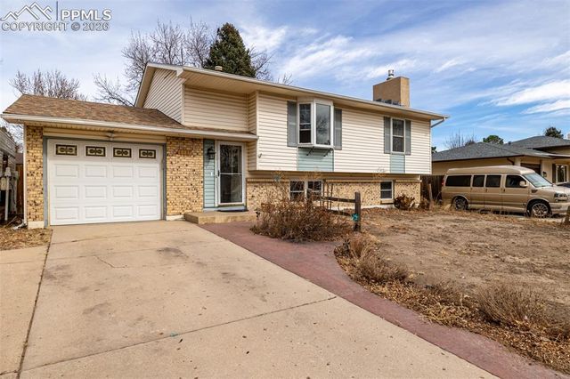 4627 Sprucewood Drive, Colorado Springs, CO 80918