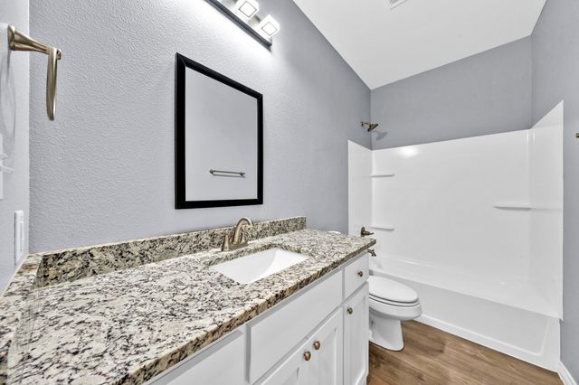 2909 S Scullin Avenue, Denison, TX 75020