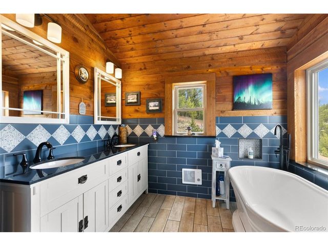 1052 Crown Point Cir, Cripple Creek, CO 80813