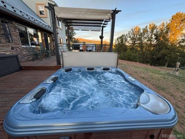 1052 Crown Point Cir, Cripple Creek, CO 80813