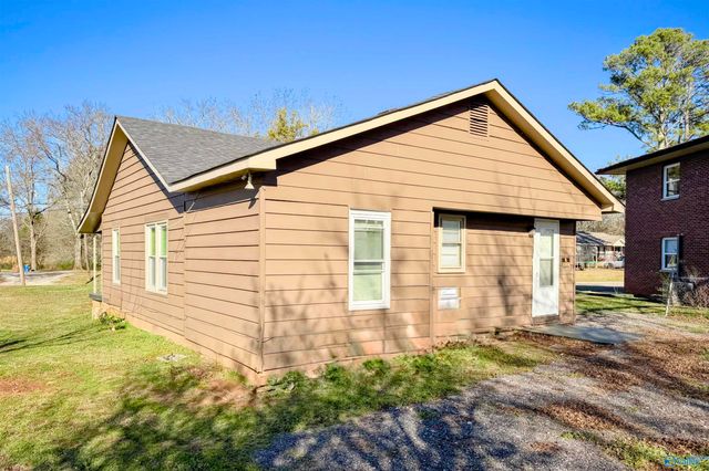412 Sommerville Avenue, Moulton, AL 35640