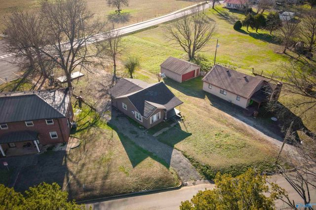 412 Sommerville Avenue, Moulton, AL 35640