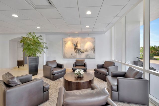 2000 S Ocean Boulevard 3-b, Boca Raton, FL 33432