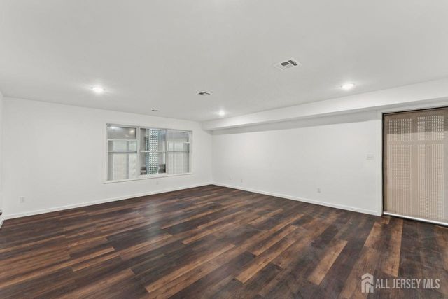 914 Bergen St Street, Newark, NJ 07112