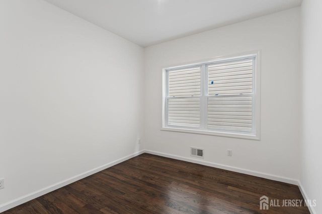 914 Bergen St Street, Newark, NJ 07112