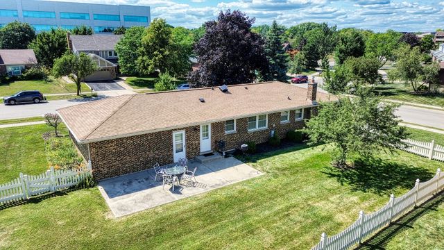 497 JULIE Drive, Schaumburg, IL 60193