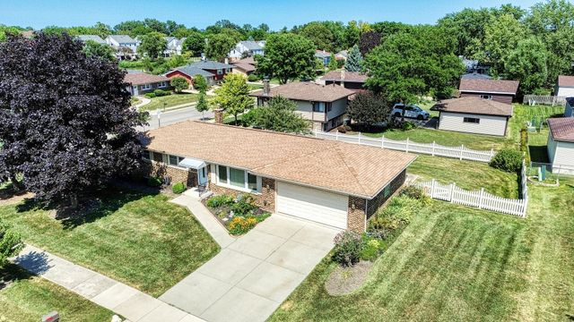 497 JULIE Drive, Schaumburg, IL 60193