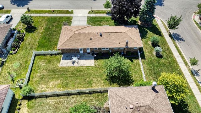 497 JULIE Drive, Schaumburg, IL 60193