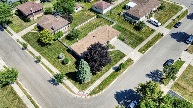 497 JULIE Drive, Schaumburg, IL 60193