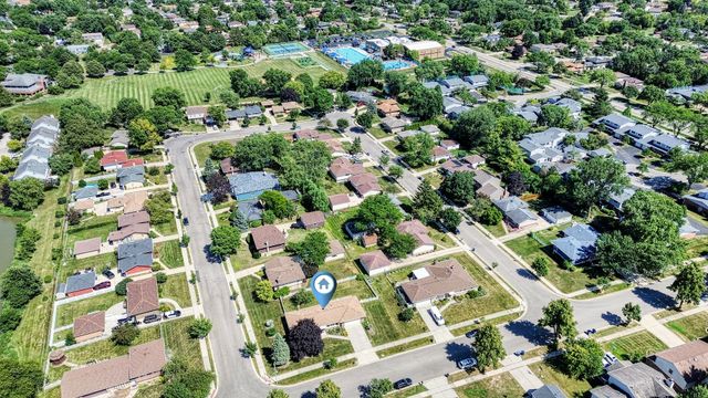 497 JULIE Drive, Schaumburg, IL 60193