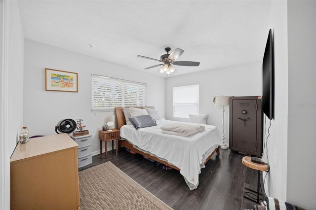 15823 REDINGTON DRIVE, Redington Beach, FL 33708