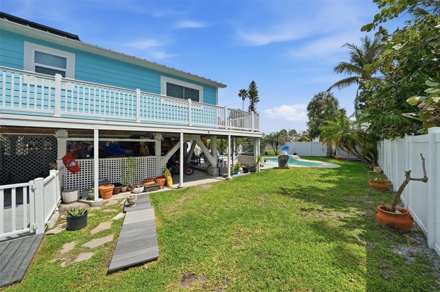 15823 REDINGTON DRIVE, Redington Beach, FL 33708