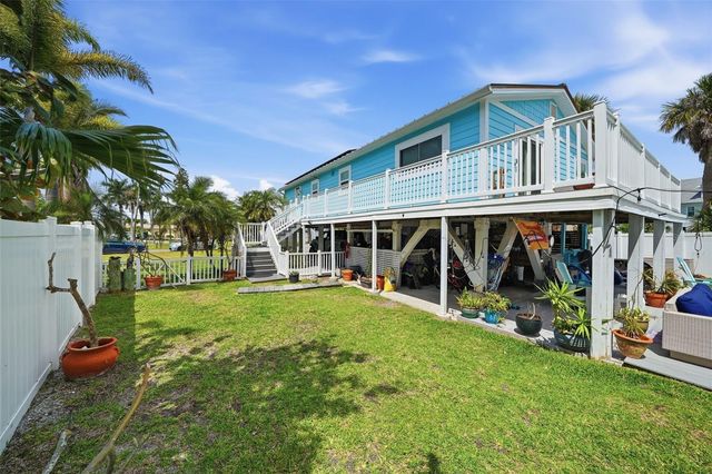 15823 REDINGTON DRIVE, Redington Beach, FL 33708
