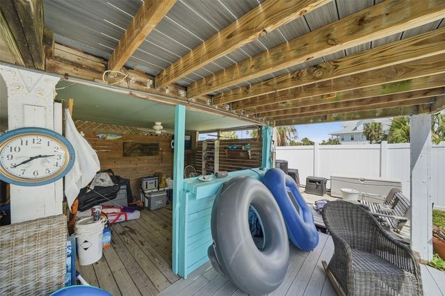 15823 REDINGTON DRIVE, Redington Beach, FL 33708