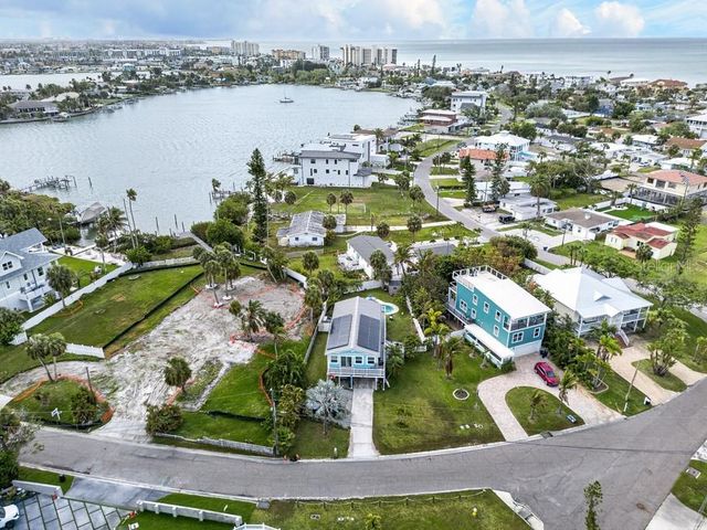 15823 REDINGTON DRIVE, Redington Beach, FL 33708
