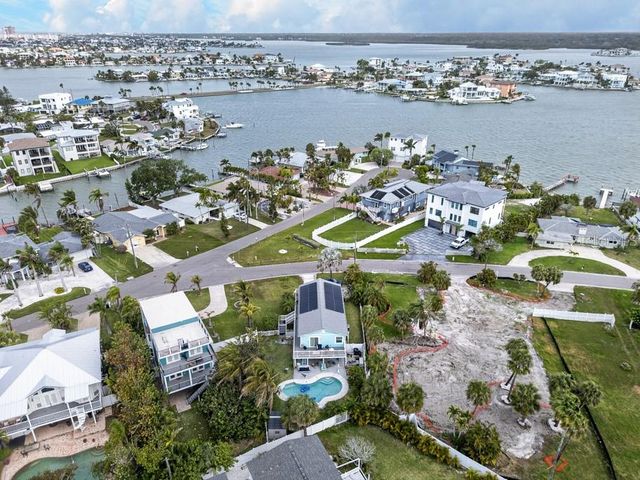 15823 REDINGTON DRIVE, Redington Beach, FL 33708