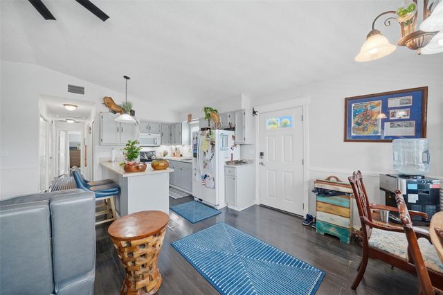 15823 REDINGTON DRIVE, Redington Beach, FL 33708