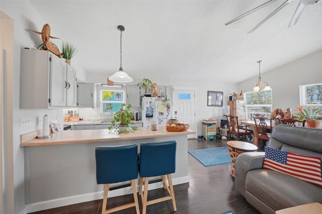 15823 REDINGTON DRIVE, Redington Beach, FL 33708