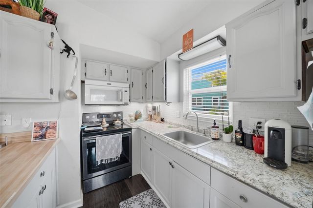 15823 REDINGTON DRIVE, Redington Beach, FL 33708