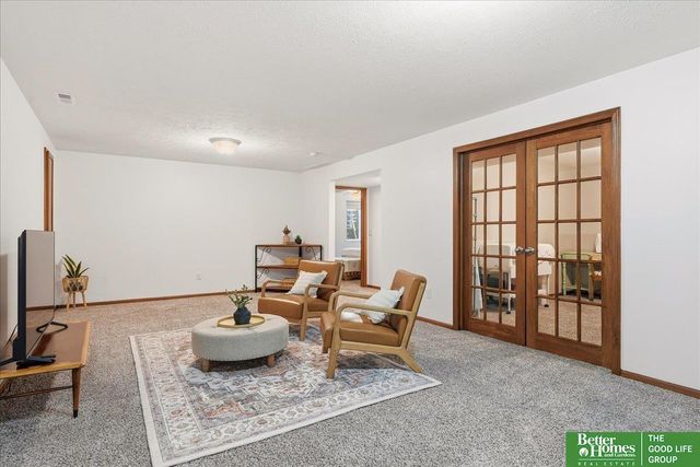 2868 Wagon Drive, Lincoln, NE 68507