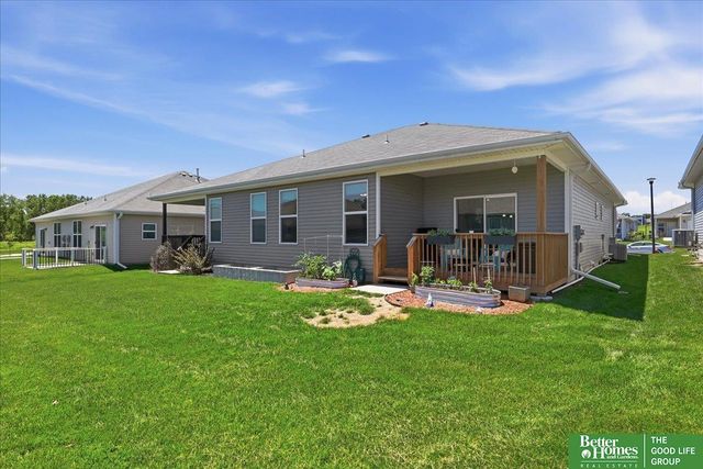 2868 Wagon Drive, Lincoln, NE 68507