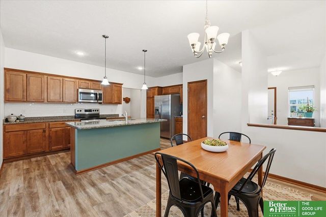 2868 Wagon Drive, Lincoln, NE 68507