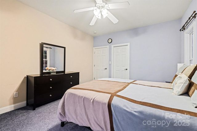 5418 Commodore Place, Clover, SC 29710