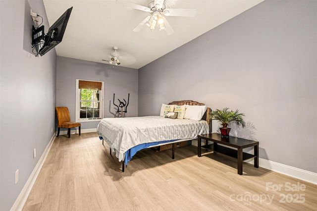 5418 Commodore Place, Clover, SC 29710