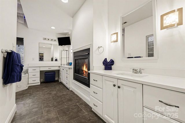 5418 Commodore Place, Clover, SC 29710