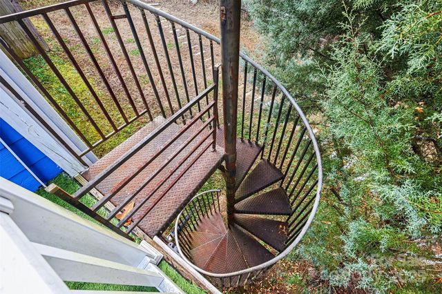 5418 Commodore Place, Clover, SC 29710