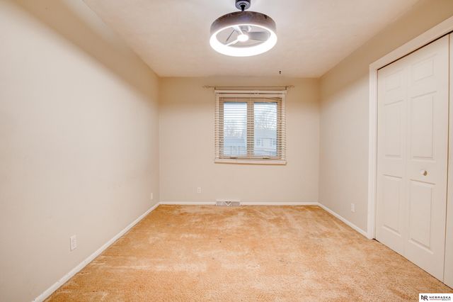 13604 Gold Street, Omaha, NE 68144