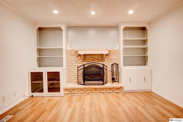 13604 Gold Street, Omaha, NE 68144