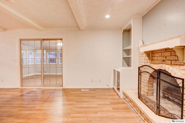 13604 Gold Street, Omaha, NE 68144