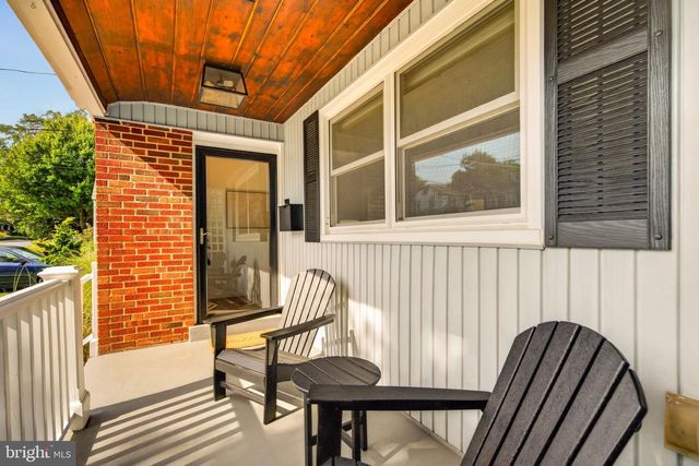 4 CEDAR AVE, Gaithersburg, MD 20877