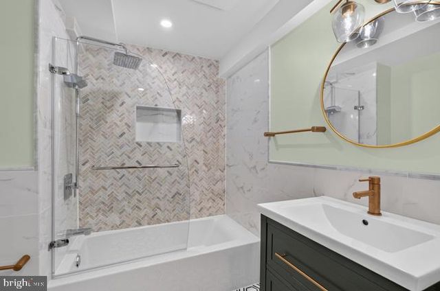 4 CEDAR AVE, Gaithersburg, MD 20877