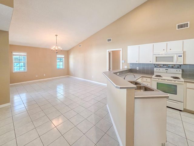 6 BOLLING LANE, Palm Coast, FL 32137