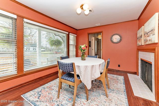 1120 Portage Path, East Lansing, MI 48823