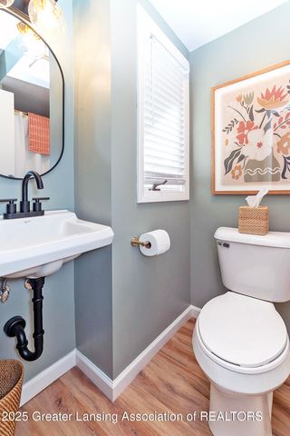 1120 Portage Path, East Lansing, MI 48823