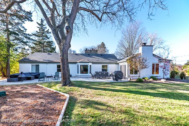 1120 Portage Path, East Lansing, MI 48823