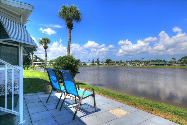 7664 Great Bear Lake Drive O21, Micco, FL 32976