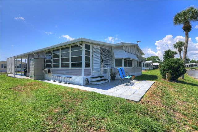 7664 Great Bear Lake Drive O21, Micco, FL 32976