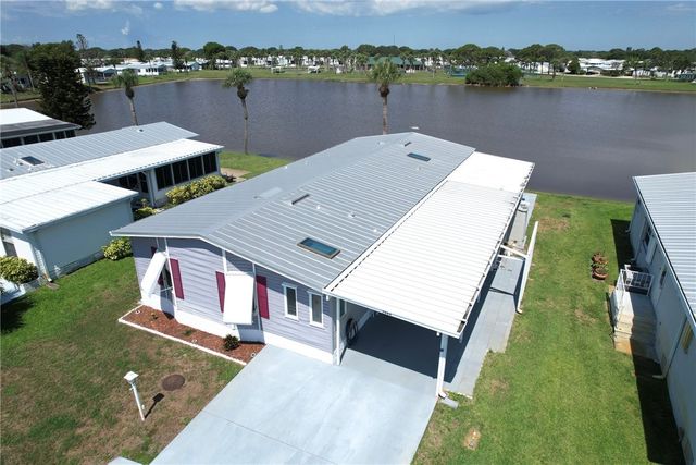 7664 Great Bear Lake Drive O21, Micco, FL 32976