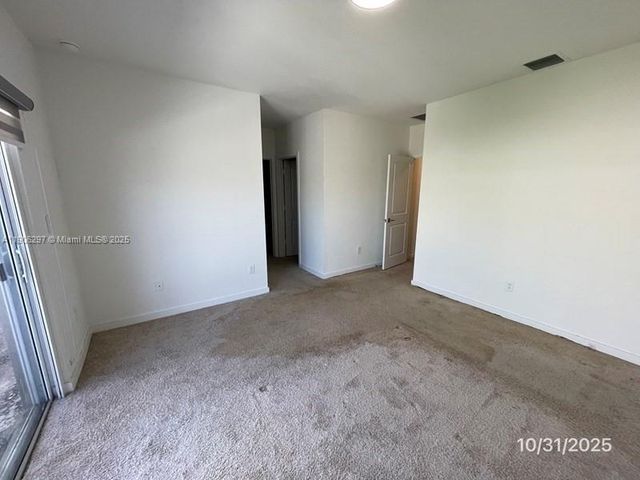 767 SE 18th St, Homestead, FL 33034